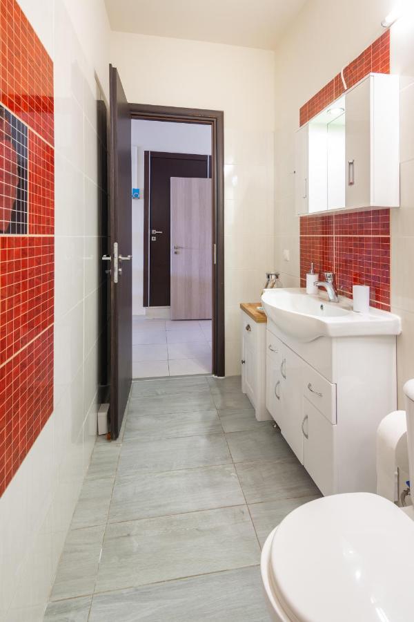 וילה Princess Sissi, Villa-house With Private Pool And Garden סיסי