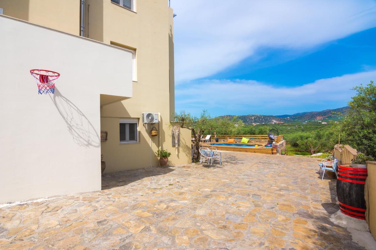 Princess Sissi, Villa-house With Private Pool And Garden וילה *