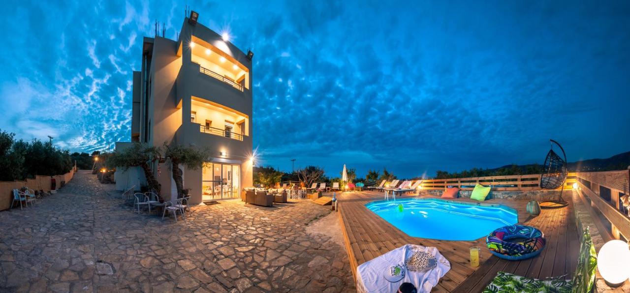 Princess Sissi, Villa-house With Private Pool And Garden * Sissi (Crete)