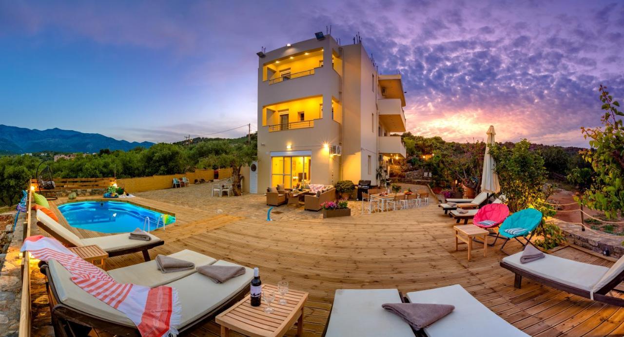 Princess Sissi, Villa-house With Private Pool And Garden *