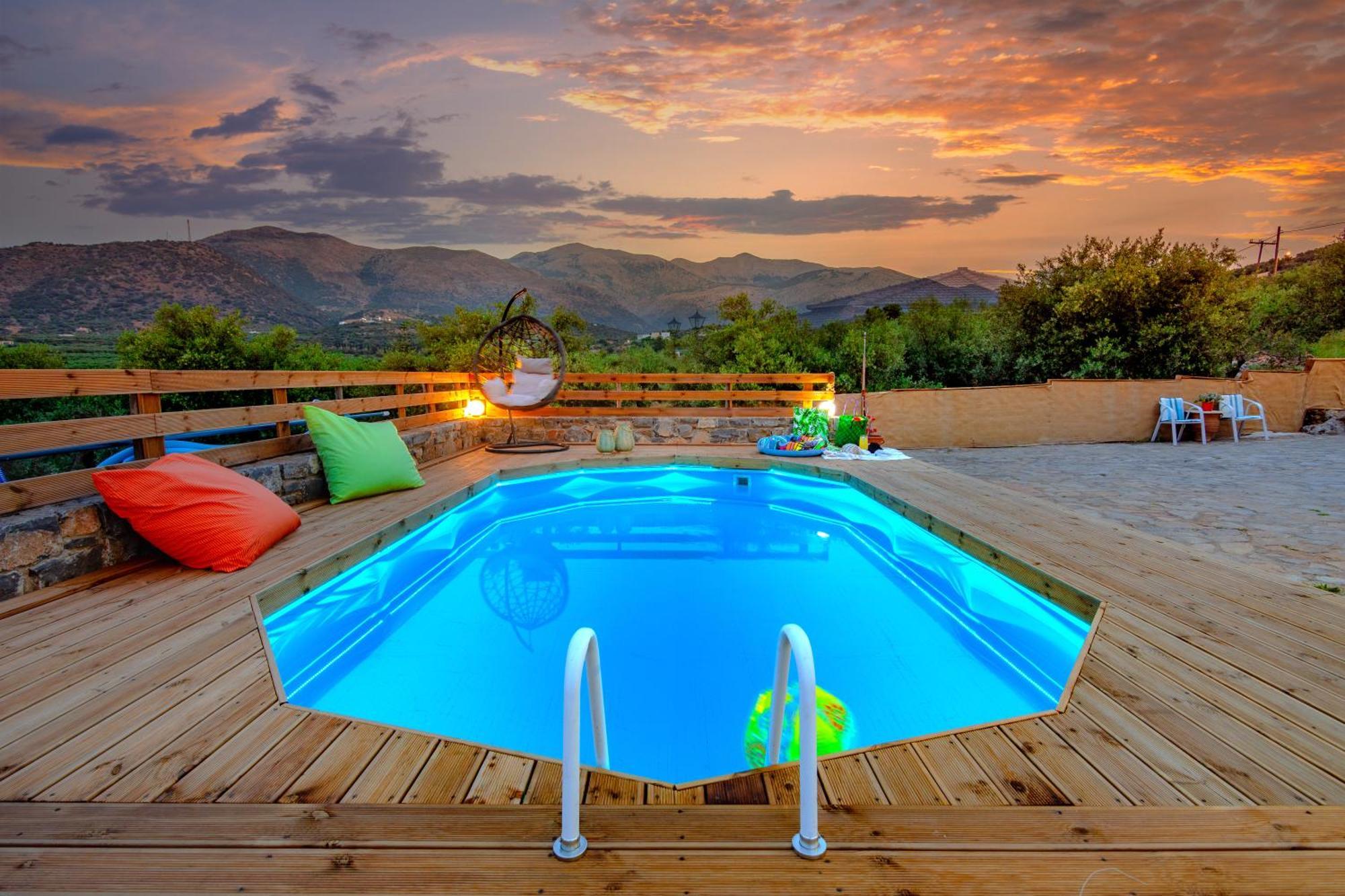 Villa Princess Sissi, Villa-house With Private Pool And Garden *